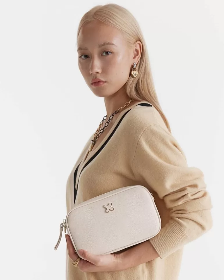 Flash Sale Hendrix Pouch Pouches